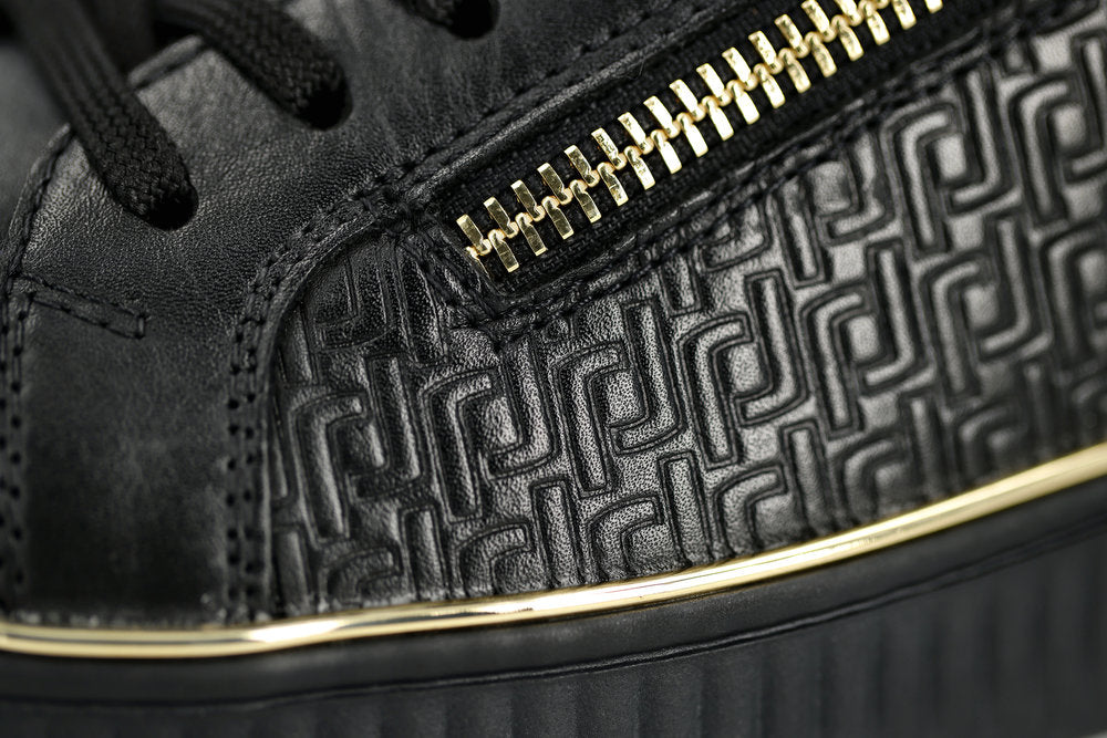 Remonte D2E0003- Trainer.