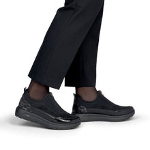 Load image into Gallery viewer, Remonte Black Multi Mini Wedge Shoe|D2V0104
