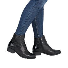 Load image into Gallery viewer, Remonte D688200-Ankle Boot.
