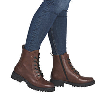 Load image into Gallery viewer, Remonte D865322- Ankle Boot.
