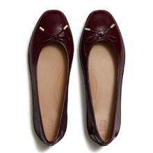 Load image into Gallery viewer, FitFlop Burgundy Bow Ballerina|A0KE19
