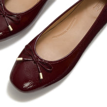 Load image into Gallery viewer, FitFlop Burgundy Bow Ballerina|A0KE19
