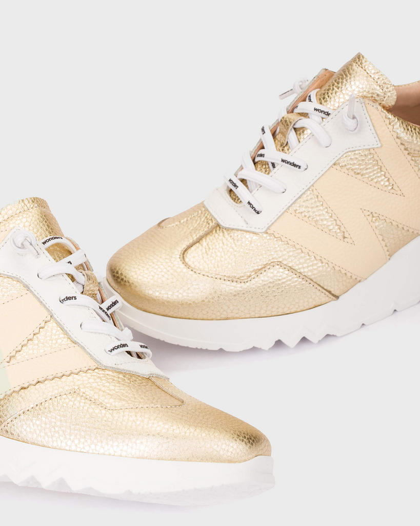 Wonders Gold Wedge  Trainer| E6770P