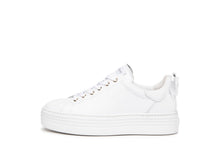 Load image into Gallery viewer, NeroGiardini E306521DWH- Trainer.
