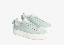 Load image into Gallery viewer, NeroGiardini E406520D53- Trainer.
