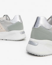 Load image into Gallery viewer, NeroGiardini E409852D71- Trainer.
