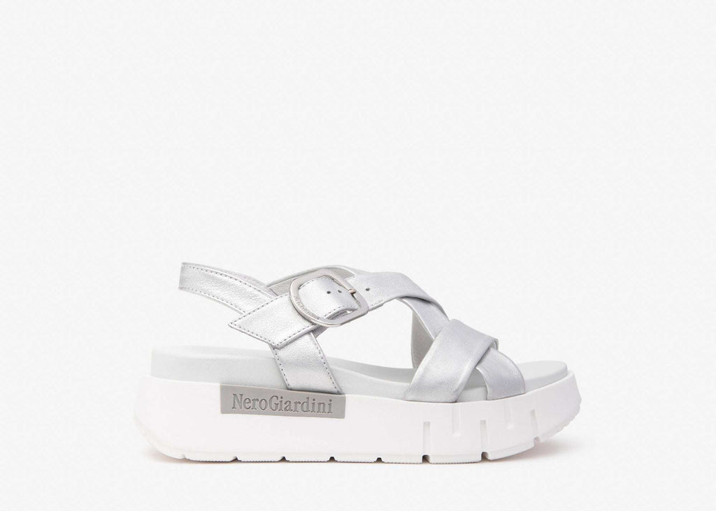 NeroGiardini E513697D70- Sandal.