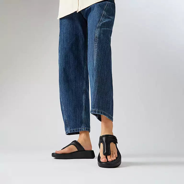 Fit Flop IW1090- Sandal.