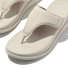 Load image into Gallery viewer, Fit Flop IW1A99- Sandal.
