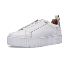 Load image into Gallery viewer, Salamander White Leather Platform Trainer|F31ARP0320

