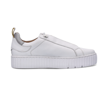 Load image into Gallery viewer, Salamander White Leather Platform Trainer|F31ARP0320
