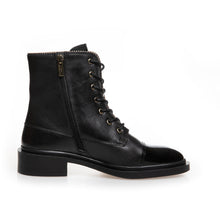 Load image into Gallery viewer, CS8090BP -Copenhagen Ankle Boot.
