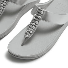 Load image into Gallery viewer, Fitflop Pearls and Crystal Silver Toe Post|A2N011
