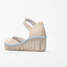 Load image into Gallery viewer, Fly BISO305W- Sandal.
