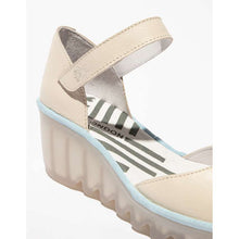 Load image into Gallery viewer, Fly BISO305W- Sandal.
