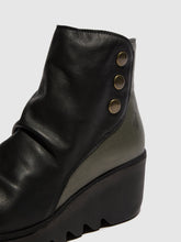 Load image into Gallery viewer, Fly P501344010 - Ankle Boot
