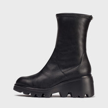 Load image into Gallery viewer, Wonders G7017NE- Ankle Boot.
