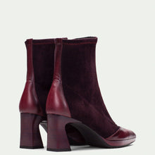 Load image into Gallery viewer, Hispanitas HI254186BU-Ankle Boot.
