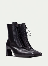 Load image into Gallery viewer, Hispanitas HI254379BK-Ankle Boot.
