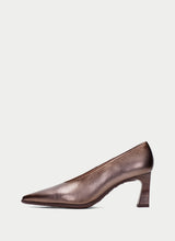Load image into Gallery viewer, Hispanitas Bronze Court Shoe|HI264915BR
