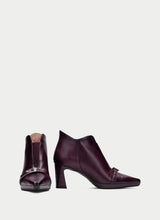 Load image into Gallery viewer, Hispanitas Burgundy Ankle Boot|HI265088BU
