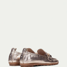 Load image into Gallery viewer, Hispanitas HV254027C- Loafer.
