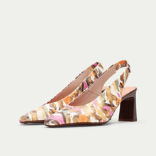 Load image into Gallery viewer, Pair of floral-patterned high-heeled shoes on a light gray background
