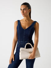 Load image into Gallery viewer, Guess HWBG79OFF- Dea Satchel.
