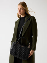 Load image into Gallery viewer, Guess HWQG81BLA- Valla Tote.
