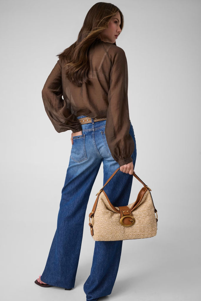 Guess  Camden Shoulder Bag.|HWRB93081N