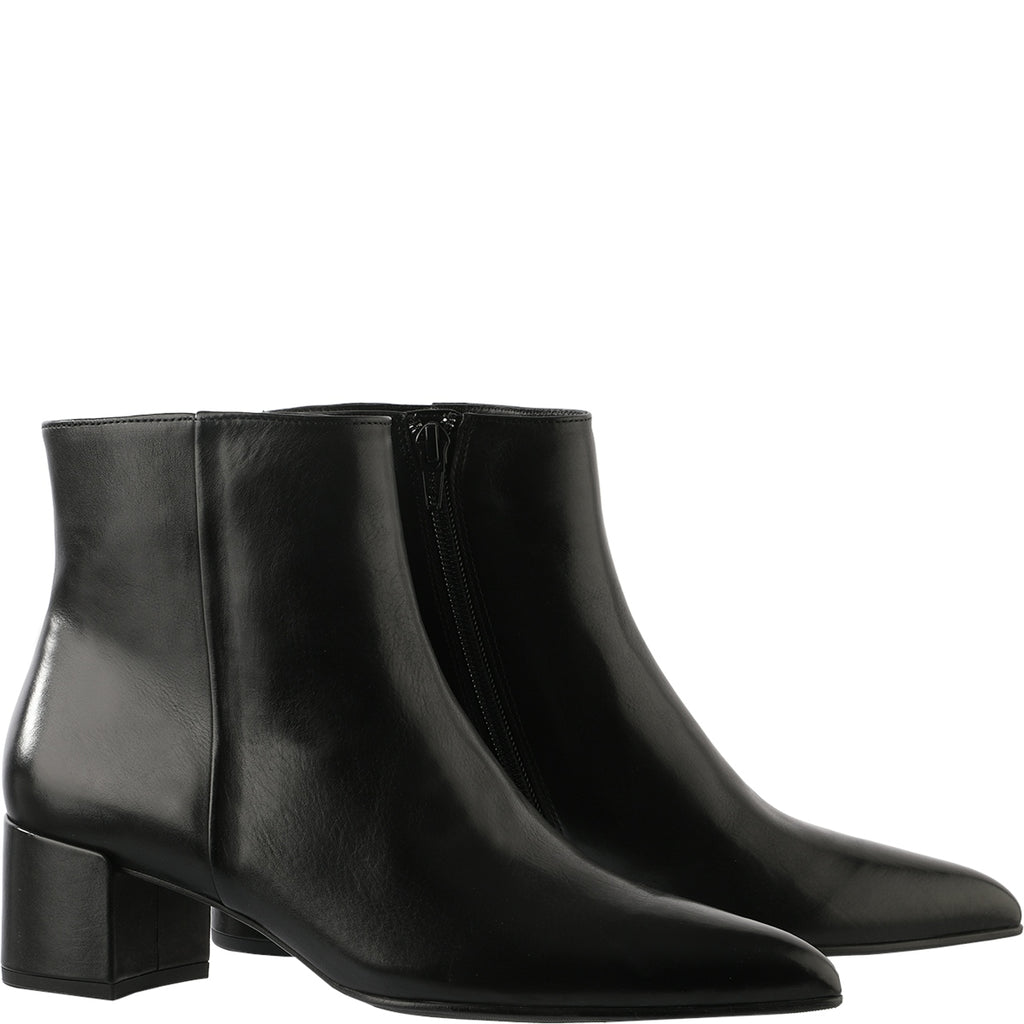 Hogl Black Smooth Leather Ankle Boot|2104703010