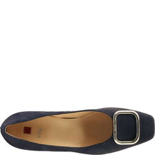 Load image into Gallery viewer, Hogl 10401235- Court Shoe.
