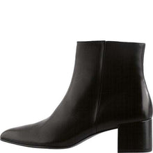 Load image into Gallery viewer, Hogl 810470301- Ankle Boot.
