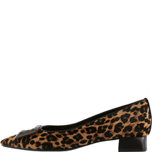 Load image into Gallery viewer, Hogl Soft Leopard Print Suede Pump|1022361100
