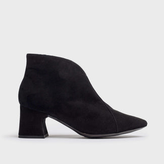 Wonders Black Soft Suede V-Cut Ankle Boot|I9013BS