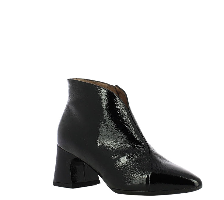 Wonders I9013PB- Patent Ankle Boot.