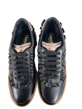 Load image into Gallery viewer, Marco Moreo Black and gold Trainer|X762JNER
