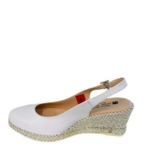 Load image into Gallery viewer, Jose Saenz 6086WH- Espadrille.
