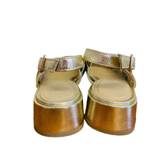 Load image into Gallery viewer, Repo 92904MU- Sandal.
