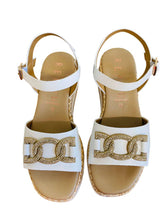 Load image into Gallery viewer, Repo 50249WHT- Sandal.
