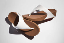 Load image into Gallery viewer, Fit Flop I88024B- Sandal.
