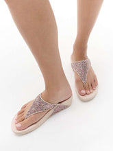 Load image into Gallery viewer, Fit Flop JE6C33- Sandal.
