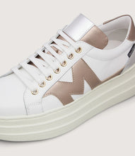 Load image into Gallery viewer, Marco Moreo White and Bronze Platform Trainer|XM642JDB
