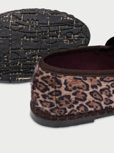 Load image into Gallery viewer, Flabelus Leo Velvet Mary Jane

