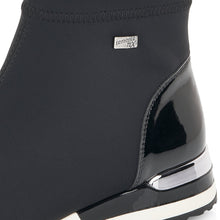 Load image into Gallery viewer, Remonte R257102B- Ankle Boot
