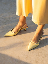 Load image into Gallery viewer, Bobbies Frosted Lemon Sling Back|REE02
