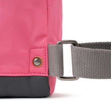 Load image into Gallery viewer, Roka Bantry B Small Baroque.
