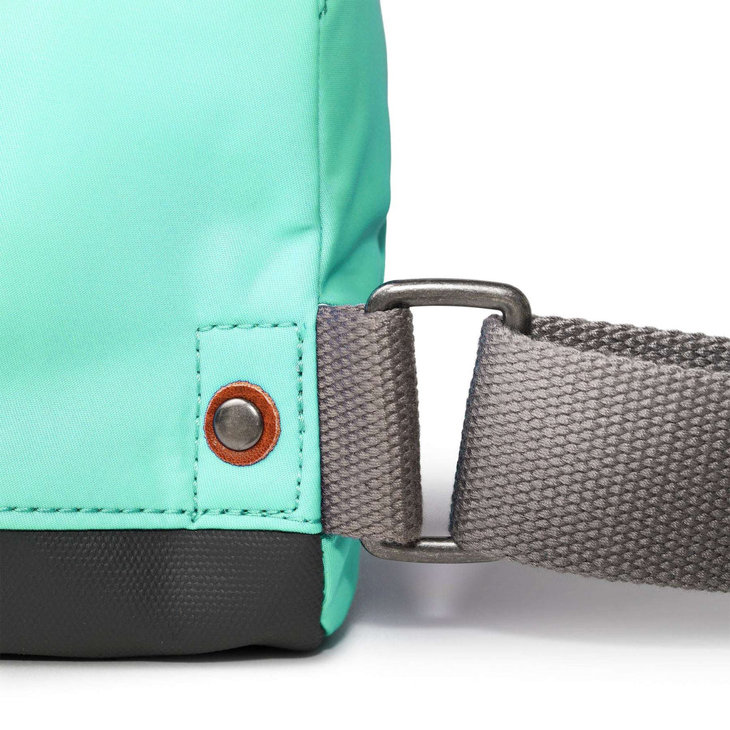 Roka Bantry B Small Capri.