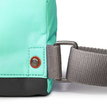 Load image into Gallery viewer, Roka Bantry B Small Capri.
