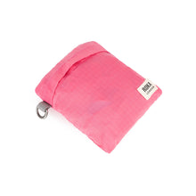 Load image into Gallery viewer, Roka Borough medium tote baroque.
